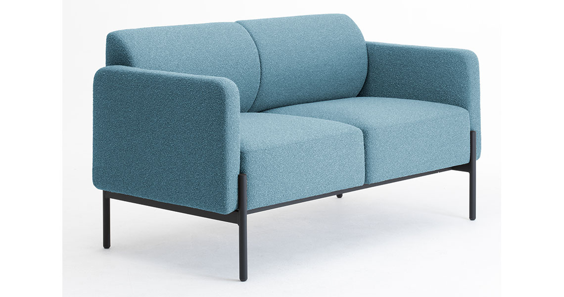 sofa-y-sillon-de-espera-c-mesa-integrada-lia-img-11